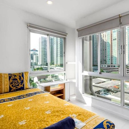 Right Place Sathorn Bangkok Ngoại thất bức ảnh