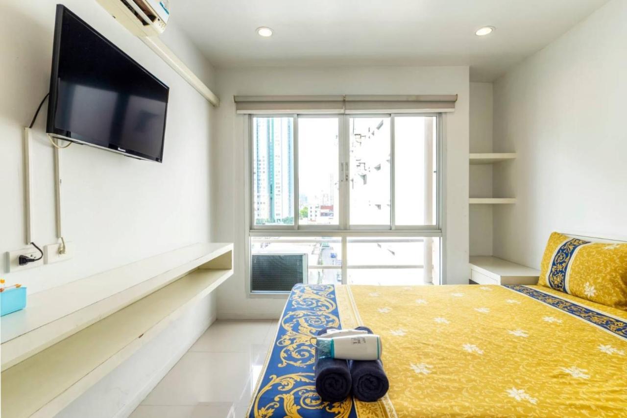 Right Place Sathorn Bangkok Ngoại thất bức ảnh