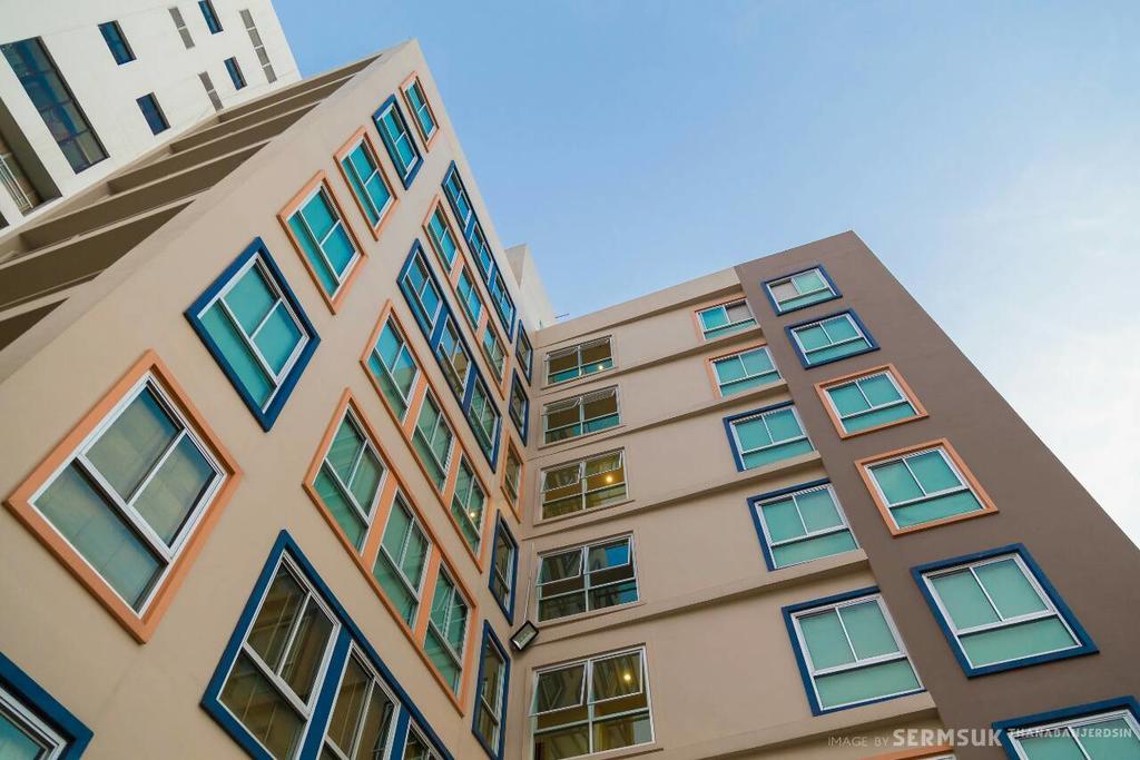 Right Place Sathorn Bangkok Ngoại thất bức ảnh